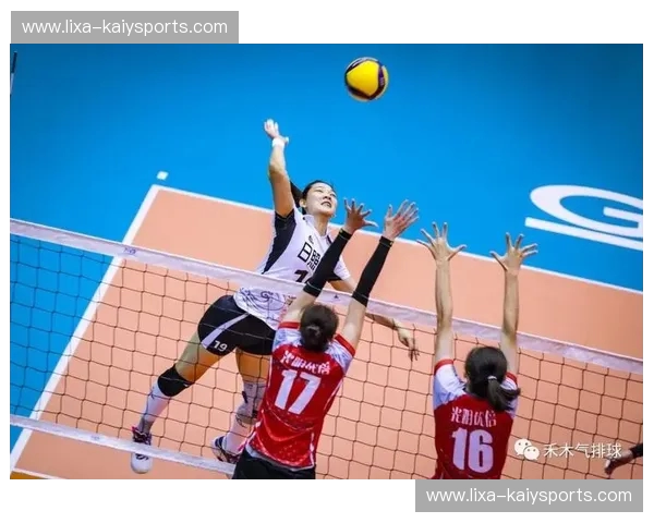 排球VAR:让每一球更公平、更精彩 排球VAR:让每一球更公平、更精彩